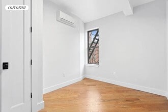Building Photo - 677 Vanderbilt Ave