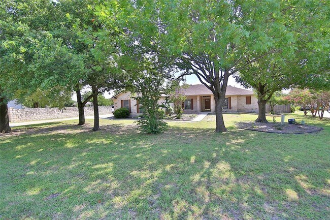 Foto del edificio - 405 Calico Bush Ln