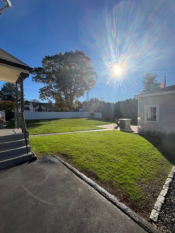 Foto del edificio - 460 Burncoat St