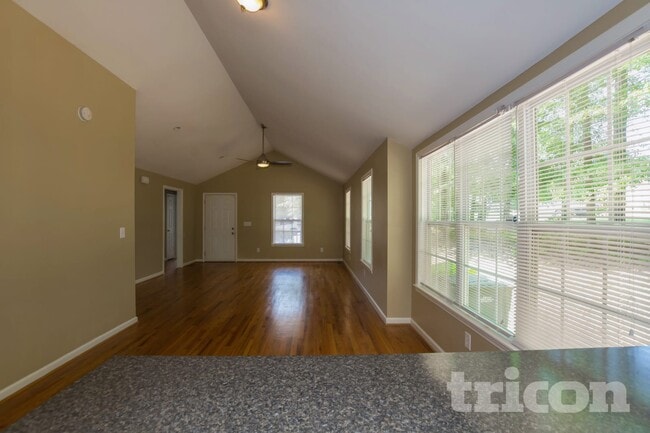 Foto del edificio - 125 St Andrews Pl Dr