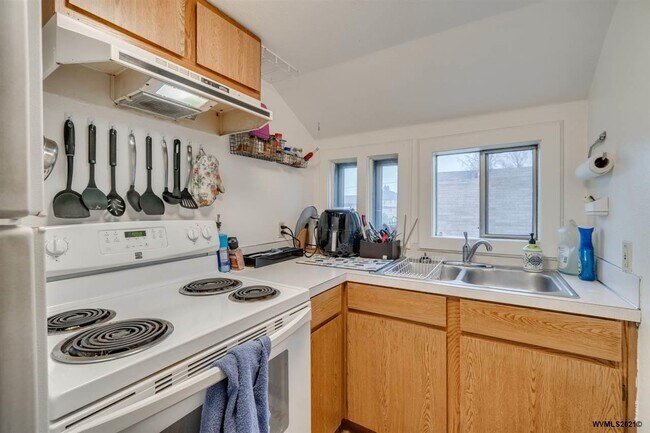 Foto del edificio - 503 NW 18th St