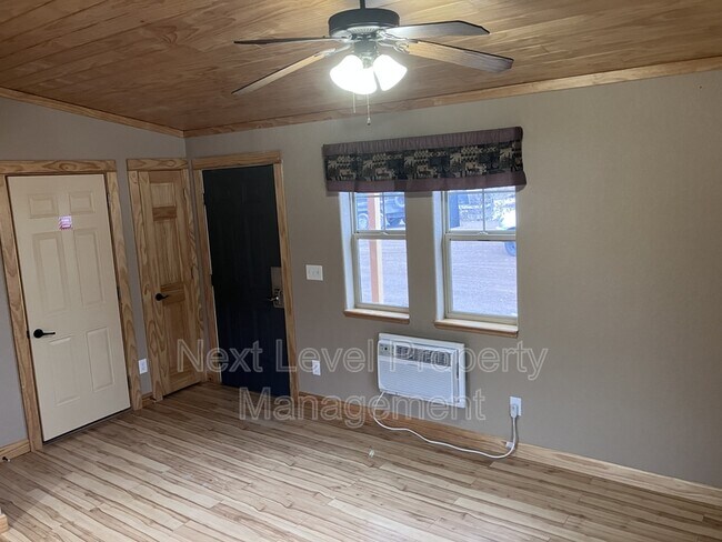 Foto del edificio - 24 Davis Ct