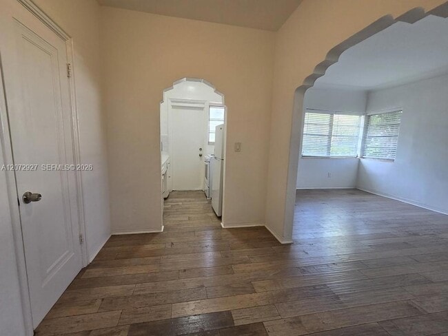 Photo - 850 Jefferson Avenue Unit 1 Apartment