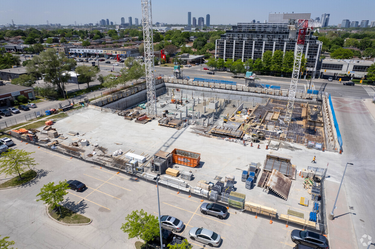 Juin 2023 - Verge Condominiums