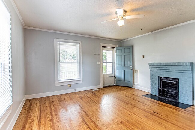 Foto del edificio - Price Improvement! 2 Bedroom 2 Bathroom Ho...