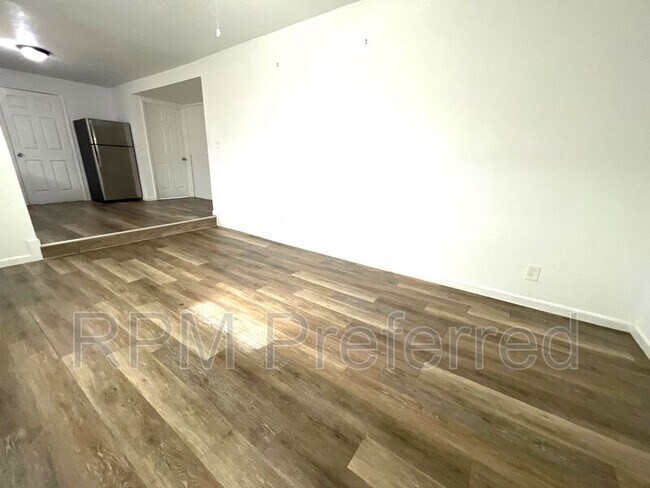 Foto del edificio - 5523 Avenue O 1/2