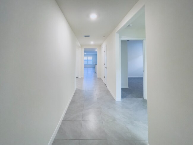 Foto del edificio - 5545 SW 43rd Ct