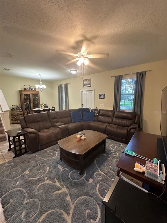 Building Photo - 14885 Evergreen Oak Loop