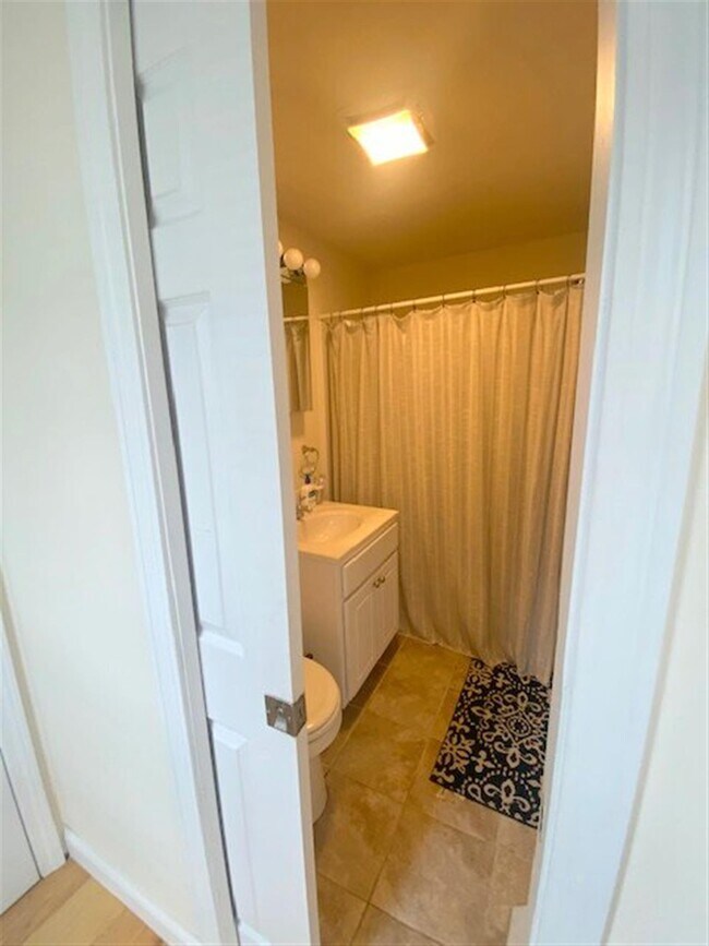 Foto del edificio - 395 Columbia St