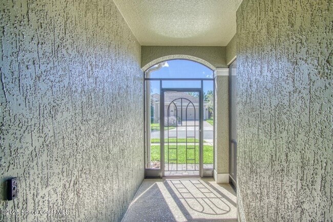 Foto del edificio - 8087 Quimby Ct