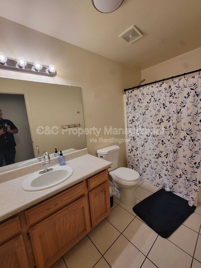 Foto del edificio - 1516 Calaveras Ct