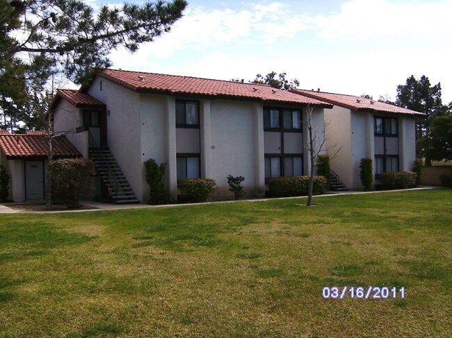 Foto del edificio - 375 Burton Mesa Blvd