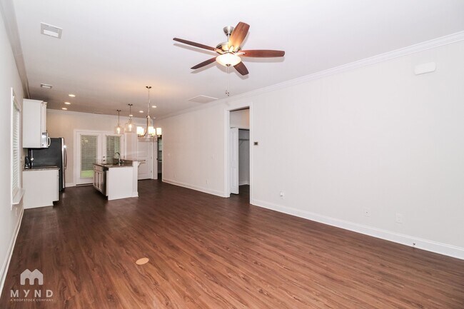 Foto del edificio - 73 Highland Forest Cir