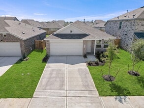Building Photo - 5130 Red Drum Dr