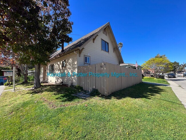 Foto del edificio - Fabulous Capitola 3 Bedroom/2 Bathroom Hom...