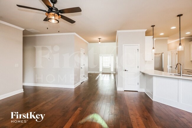 Building Photo - 668 Brakeman Cir