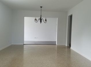 Foto del edificio - 2902 W Neptune St