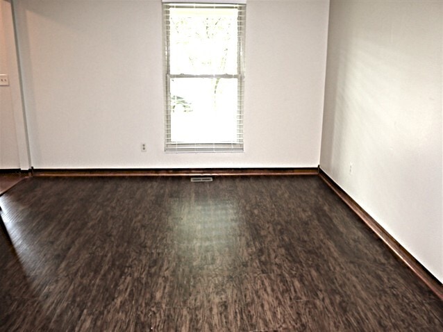 Building Photo - 2162 Birdfoot Ln