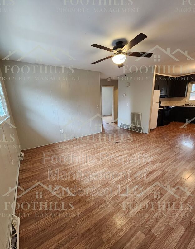 Building Photo - 202 Kennemore St