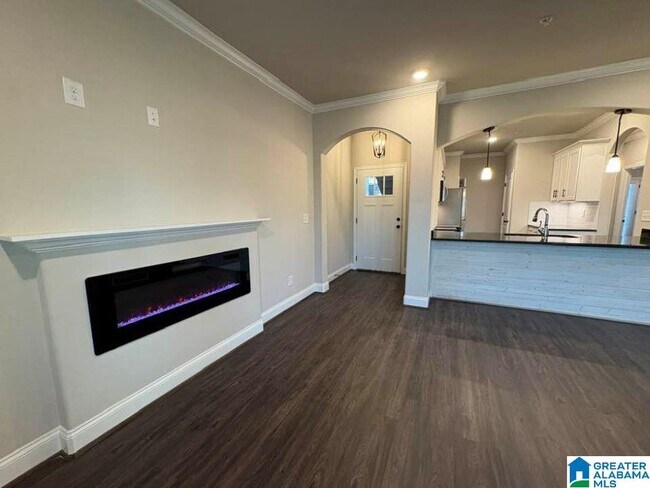 Foto del edificio - 4401 Lennox Pl