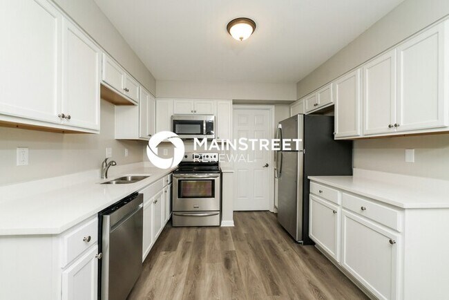 Foto del edificio - 3 Bedroom Pet-Friendly Home in LOUISVILLE,...