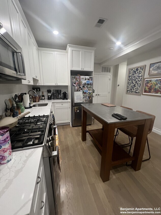Foto principal - 14 Mount Hood Rd