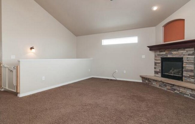 Foto del edificio - 1575 Barberry Ridge
