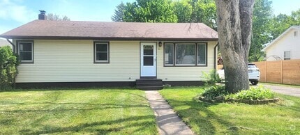 Building Photo - 3061 Neptune Ave