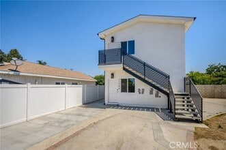 Building Photo - 11746 De Garmo Ave