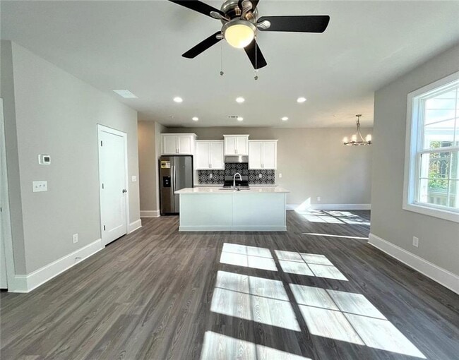 Building Photo - 661 Crosshaven Dr