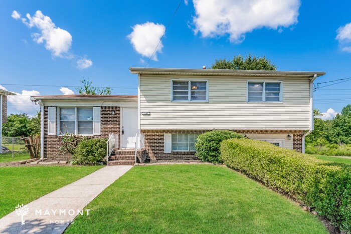 Foto principal - 2167 Smithfield Ln N