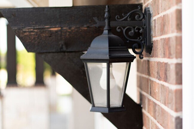 Foto del edificio - 4 br, 3 bath House - 1922 Horatio St.