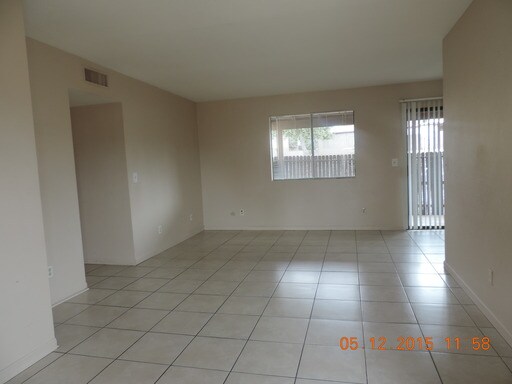 Building Photo - 4321 Avenida Palermo