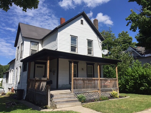 Building Photo - 149 E Lynde St