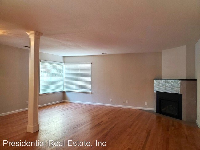 Foto del edificio - 3 br, 3 bath House - 884 Willow Glen Way