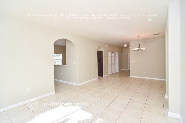 Building Photo - 14323 SW 156th Ave