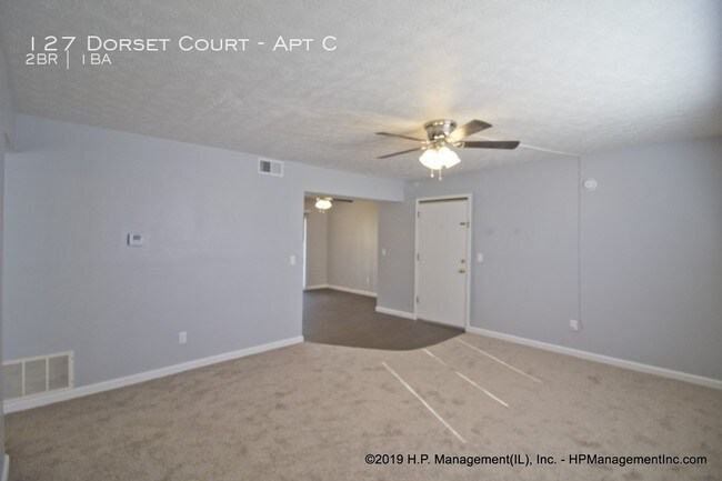 Foto del edificio - 127 Dorset Ct