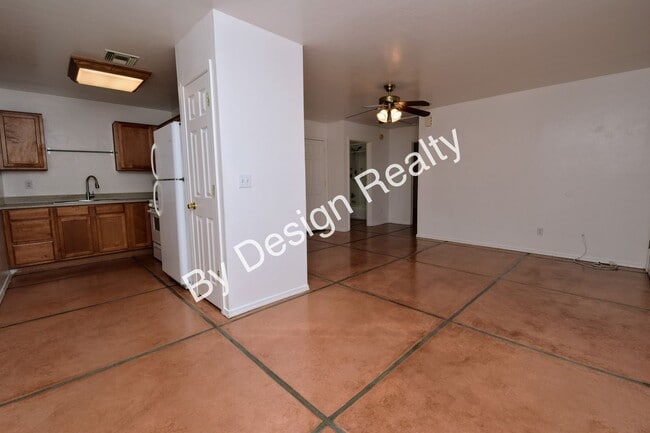 Foto del edificio - 2-Bed 1-Bath near University of Arizona wi...