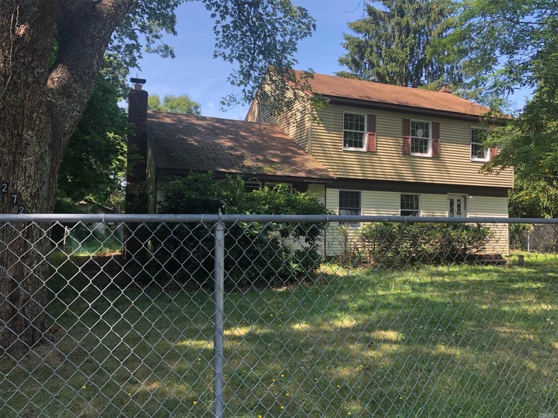 272 Orchid Dr, Mastic Beach, NY 11951 House Rental in Mastic Beach