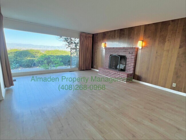 Foto del edificio - Spacious Los Gatos Home, Tranquil Views. A/C & Award Winning Schools!