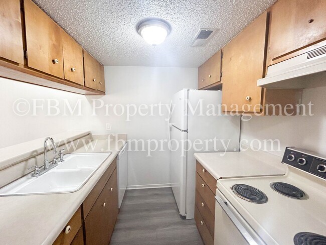 Foto del edificio - 800 N Clay St