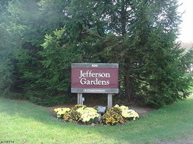 Foto del edificio - 680 NJ-15