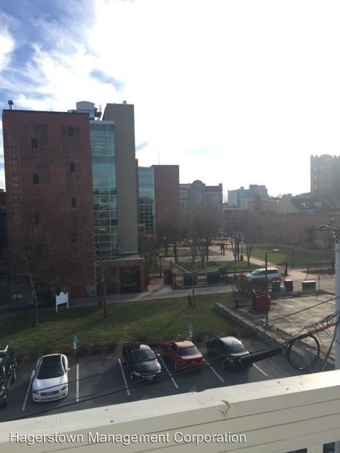 Building Photo - 25 W Franklin St