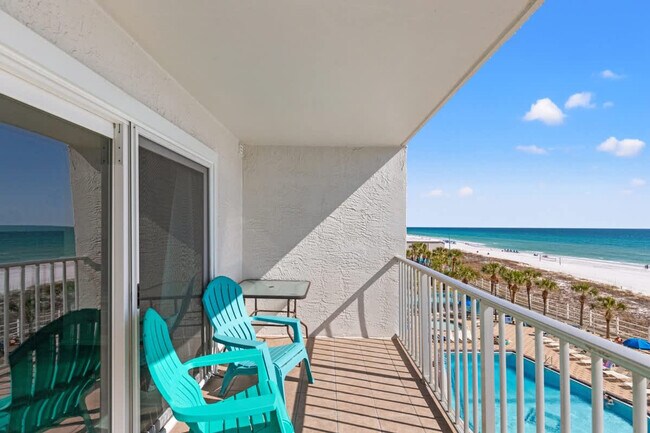 Foto del edificio - 8743 Thomas Dr