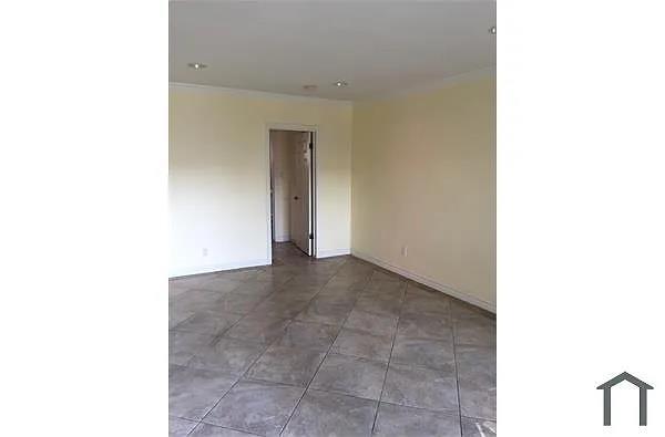 Foto principal - 1256 N Placentia Ave