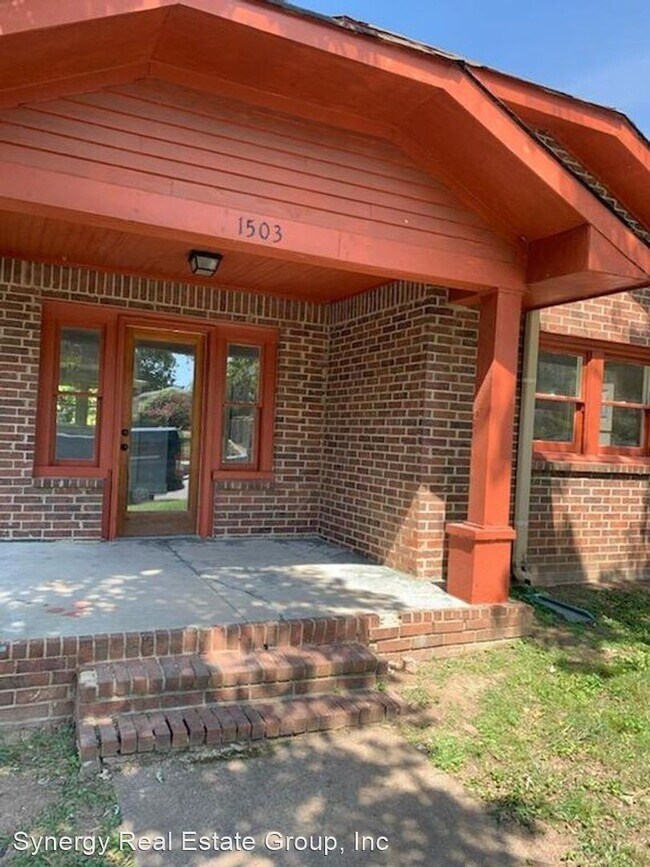Foto del edificio - 2 br, 1 bath House - 1503 A Fatherland St.