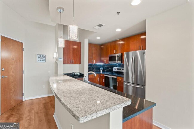 Foto del edificio - 361 17th St NW