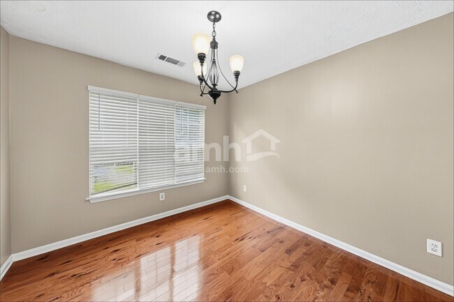Foto del edificio - 4101 S Fork Dr