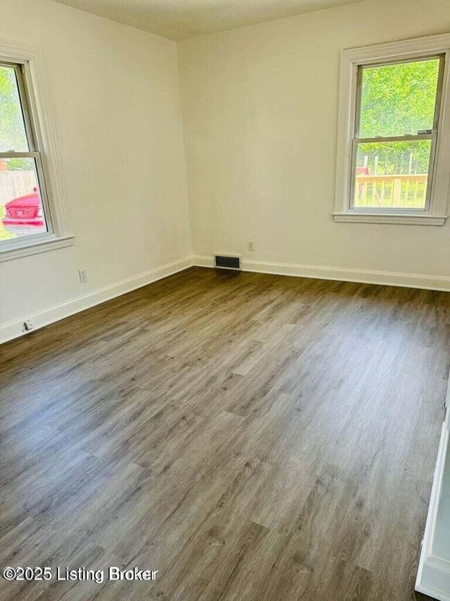 Foto del edificio - 4105 North Ln