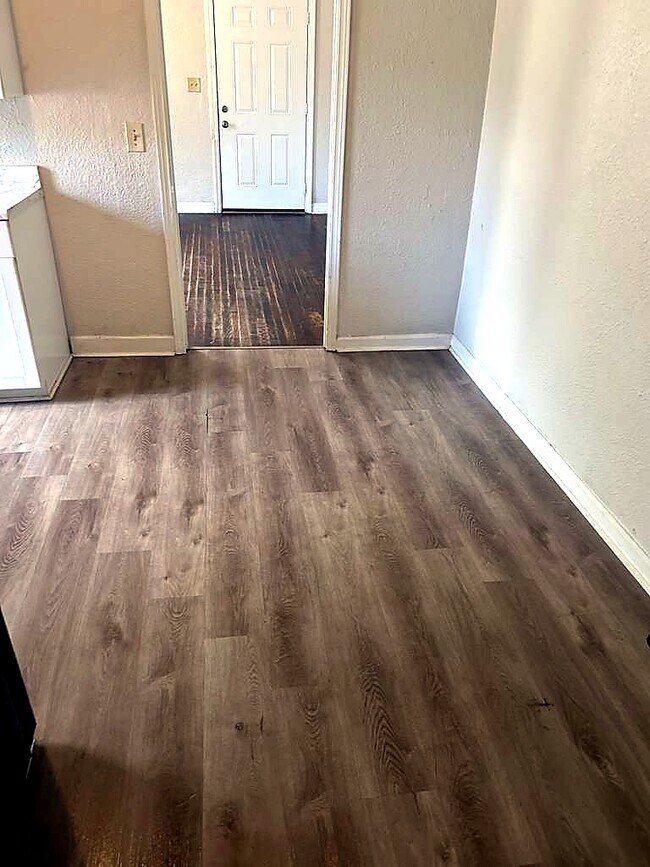 Foto del edificio - 330 W 26th St